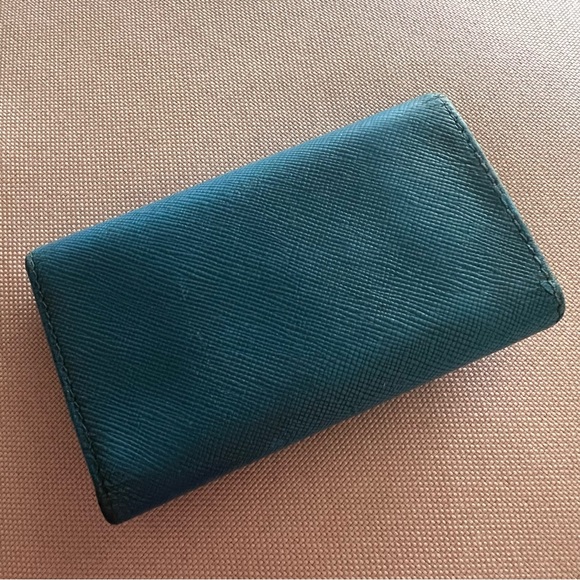 Authentic Prada Saffiano Key Case - Picture 3 of 12